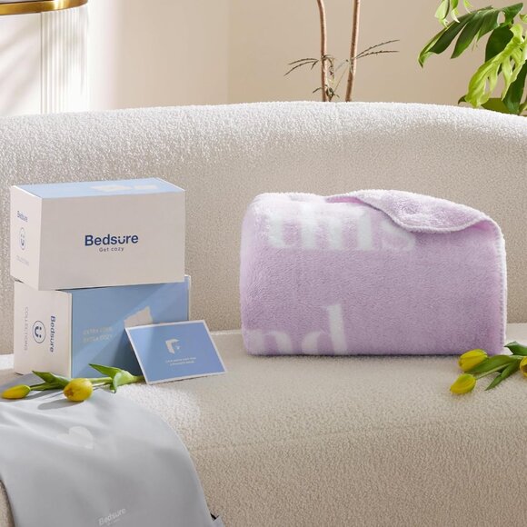 Blanket Get Well Thinking of You Gift Purple Throw Cozy Soft NEW 50x60 Inch - Picture 5 of 5